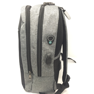 ZAINO PC PORTA NOTEBOOK BORSA ANTIRAPINA LAVORO VIAGGIO CON USB CM. 42 - AST9800
