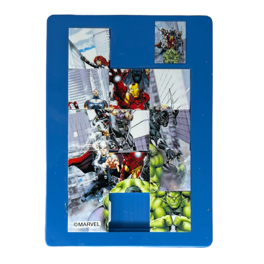MINI PUZZLE GIOCO 12 PEZZI AVENGERS MARVEL SUPEREROI IN PLASTICA - AV0876